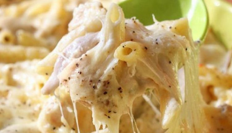 CHICKEN ALFREDO CASSEROLE